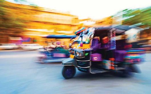Speeding tuk tuk iStock-503807216