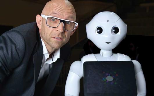 Jason Bradbury and robot Pepper