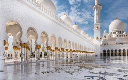 Abu-Dhabi-Mosque-1.jpg