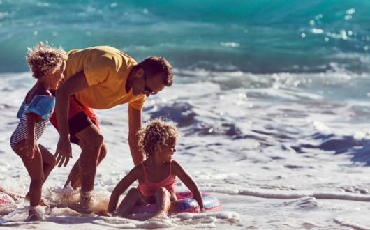 Single-parent holidays.jpg