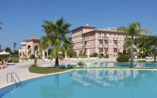 Neilson Airone Beachclub