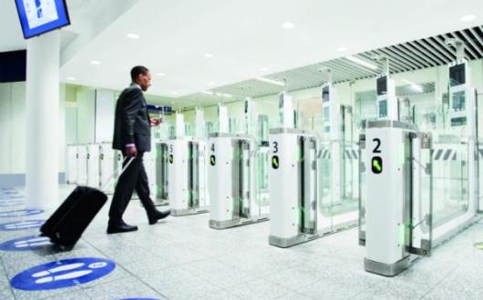 eGates at Bristol Airport.jpg