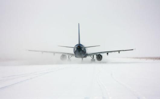 Airport snow.jpg