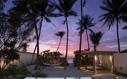 Fairmont-Maldives-beach-Villa-Premium-Garden_0003.gif