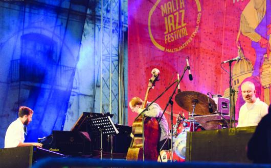 Joe_Debono_Trio (1 of 15).jpg