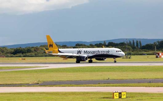 Monarch jet taxiing