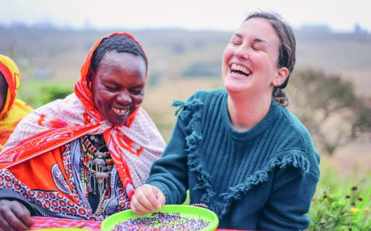 Urban_Adventures-Kenya_Nairobi_Masai_Bead_Laugh.jpg