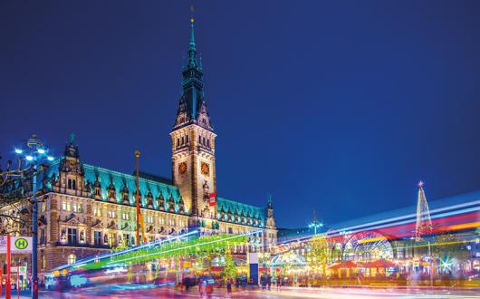 Hamburg Christmas market.jpg