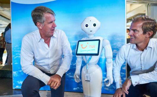 Tui Pepper Robot Fritz Joussen.jpg