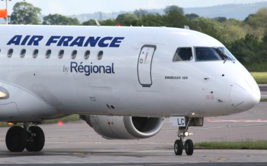 Air France Embraer 190.jpg