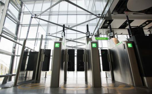 E Passport Gates Heathrow.jpg
