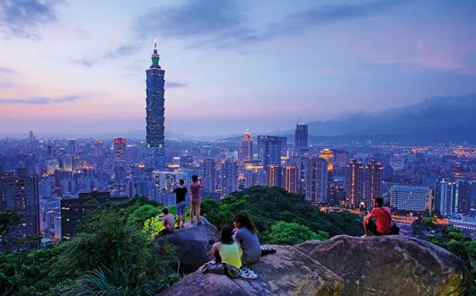 View of Taipei101 from Elephant Mountain.jpg