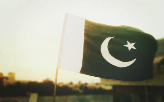 Pakistan Flag Unsplash sameer-akhtari-414427-unsplash.jpg