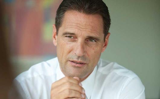 Dr Peter Fankhauser, Thomas Cook