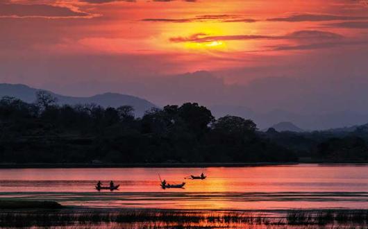 Sri Lankan scene at sunset