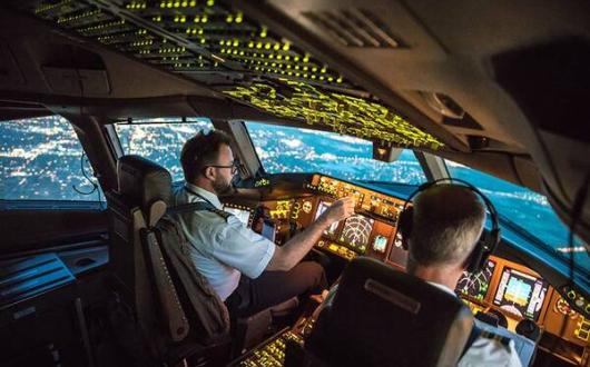 Pilots’ union calls on govt to remove financial barriers to profession