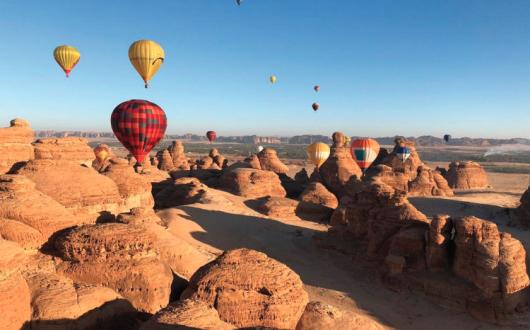 Attractions include the Al-Ula balloon festival