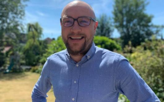 Matthews joins Awaze from Icelolly