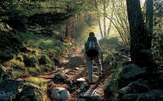 Walking in Catalonia. Credit: Catalan Tourist Board