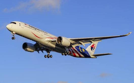Earn up to £100 per booking with Malaysia Airlines