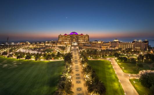 The Emirates Palace in Abu Dhabi is to be rebranded as a Mandarin Oriental property