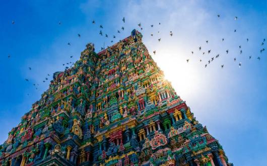 The Meenakshi hindu temple in Madurai, South India.