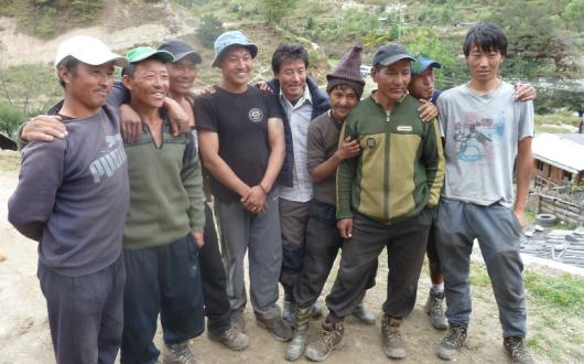 Trek_crew_on_Lunana_Snowman_in_Bhutan_2011.jpg