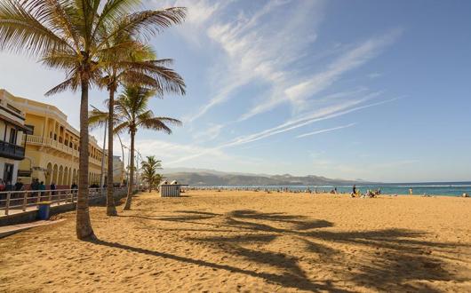 Raab: 'It's too early to book summer holidays'