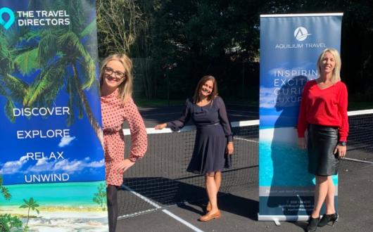 Nicola Harper (L) with Travel Directors BDMs Nisha Bean (C) and Kym O'Brien (R)