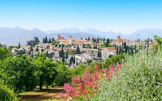 Andalusia_Granada_iStock-481194384_web_copy.jpg