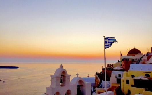 Greece Santorini (Credit: Stefania Chihaia / Unsplash) stefania-chihaia-Mzh-O9Y2ayA-unsplash.jpg