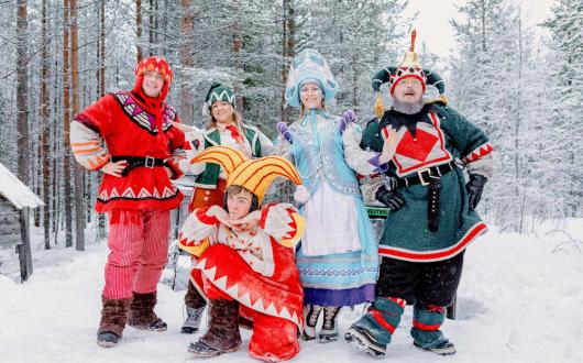 Canterbury Travel's elves lead clients on a search for Santa