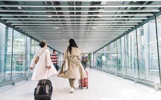 Heathrow plans to introduce a £5 charge for vehicles using departures forecourts