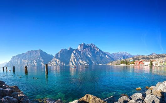 Riviera Travel has hailed the trade's response to its 2021 and 2022 programmes