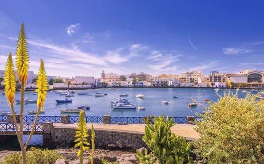 Agents insist Brits undeterred by Lanzarote tourism row