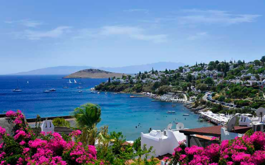 According to local media, Turkish coastguard vessels were deployed to bring holidaymakers to safety