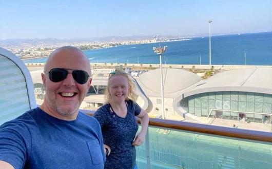 Agent Steve Wright and his daughter onboard Royal Caribbean's Jewel of the Seas