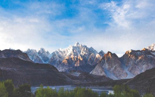 Karakorum Pakistan (Credit: Umar Farooq / Unsplash) umar-farooq-hiRWHuUzRqU-unsplash.jpg