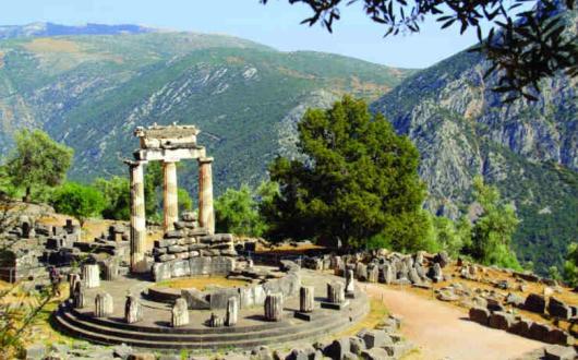 A four-night UNESCO 'Jewels of Greece' excursion takes guests to Mycena, Meteora and Delphi