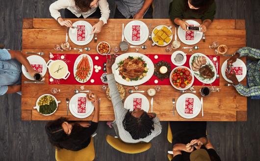 Christmas_dinner_stock_image.jpeg