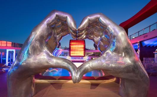 Jo Rzymowska, vice-president and managing director, EMEA for Celebrity Cruises, said the line feels "very privileged" to be working alongside the charity