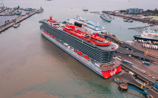 Valiant_Lady_Virgin_Voyages_Portsmouth.jpg