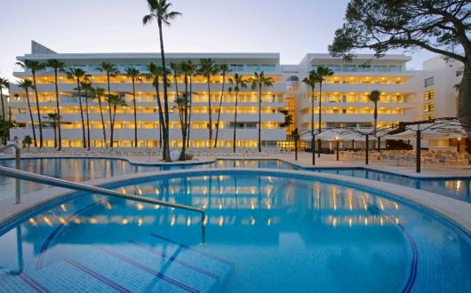 Iberostar_Cristina_Bay_of_Palma_Spain.jpg