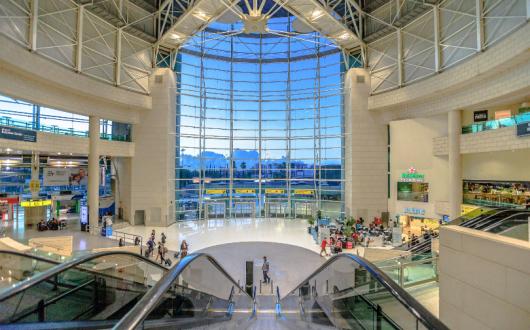 Lisbon_Airport1.jpg