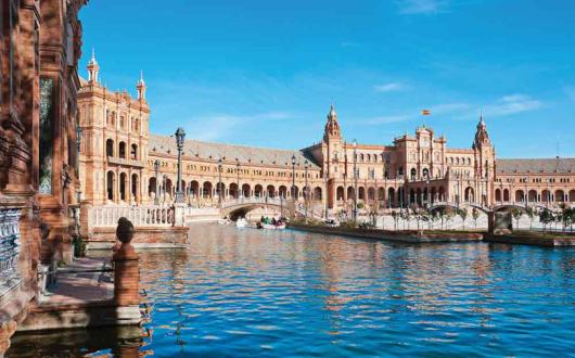 Plaza-de-Espana-Seville-resize.jpg