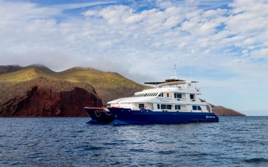 G_Adventures_Ecuador_Galapagos_Reina_Silvia_Voyager_Exterior.jpg