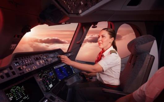 Virgin_Atlantic_female_pilot_web.jpg