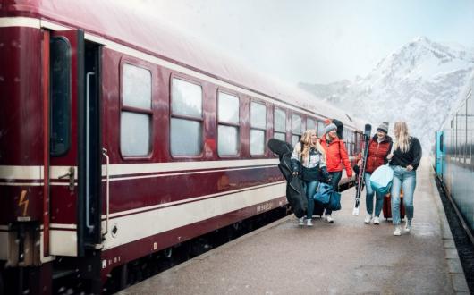 Tui relaunches train travel ski.jpg