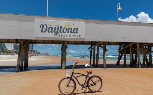 Daytona_Beach_Pier_Daytona_Beach_Florida__Peter_Ellegard-0456_METhumb.jpg