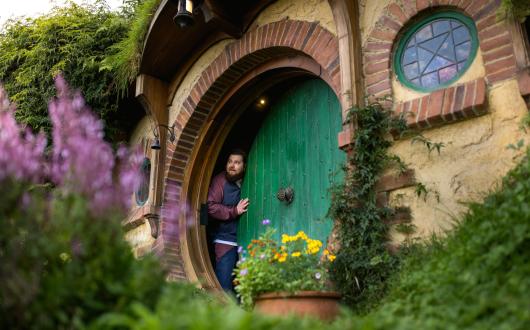 Hobbiton_Tourism_New_Zealand_credit_Miles_Holden.jpg